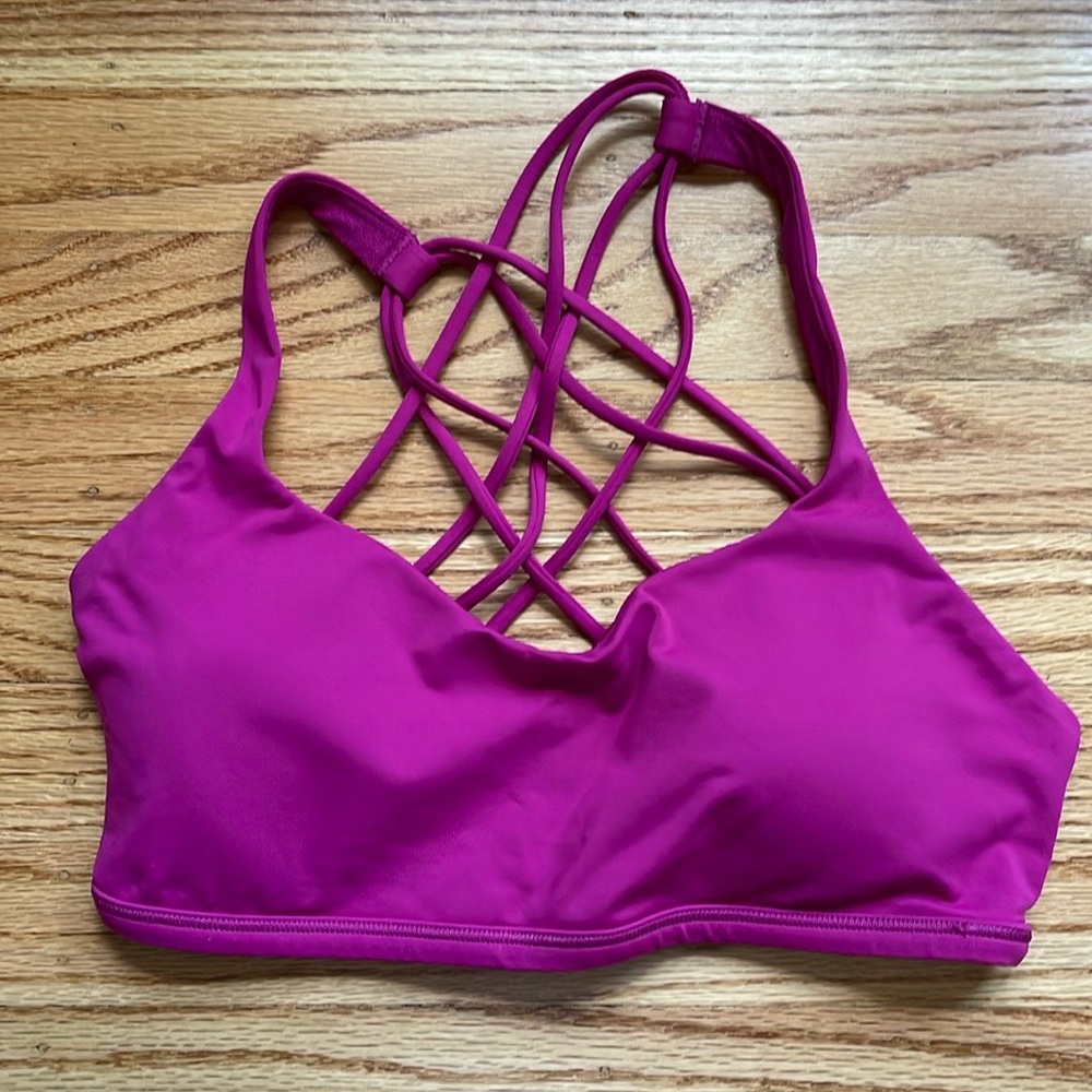 Lululemon Free to be Wild bra